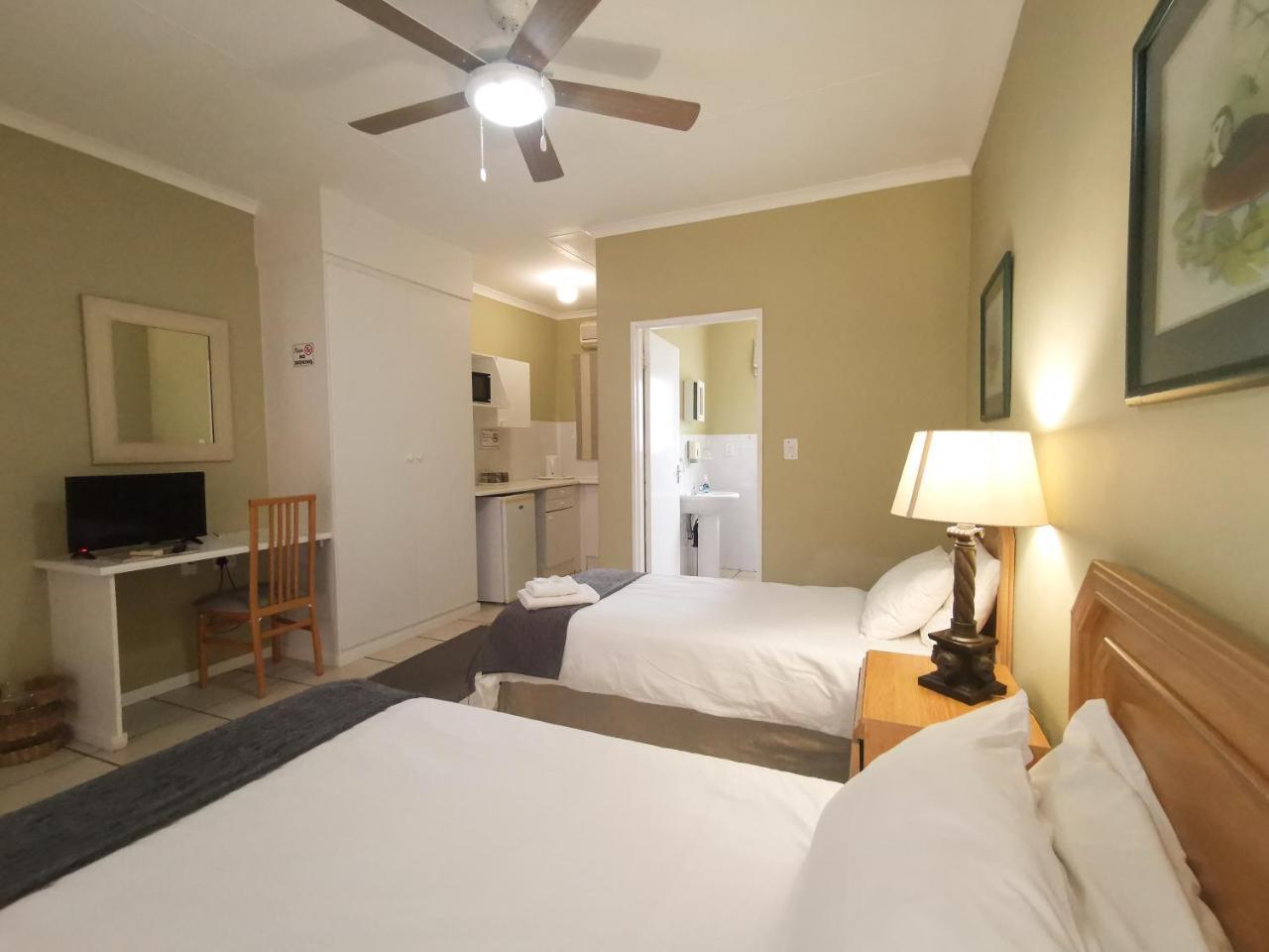 Loerie Guesthouse Hoedspruit Eksteriør billede