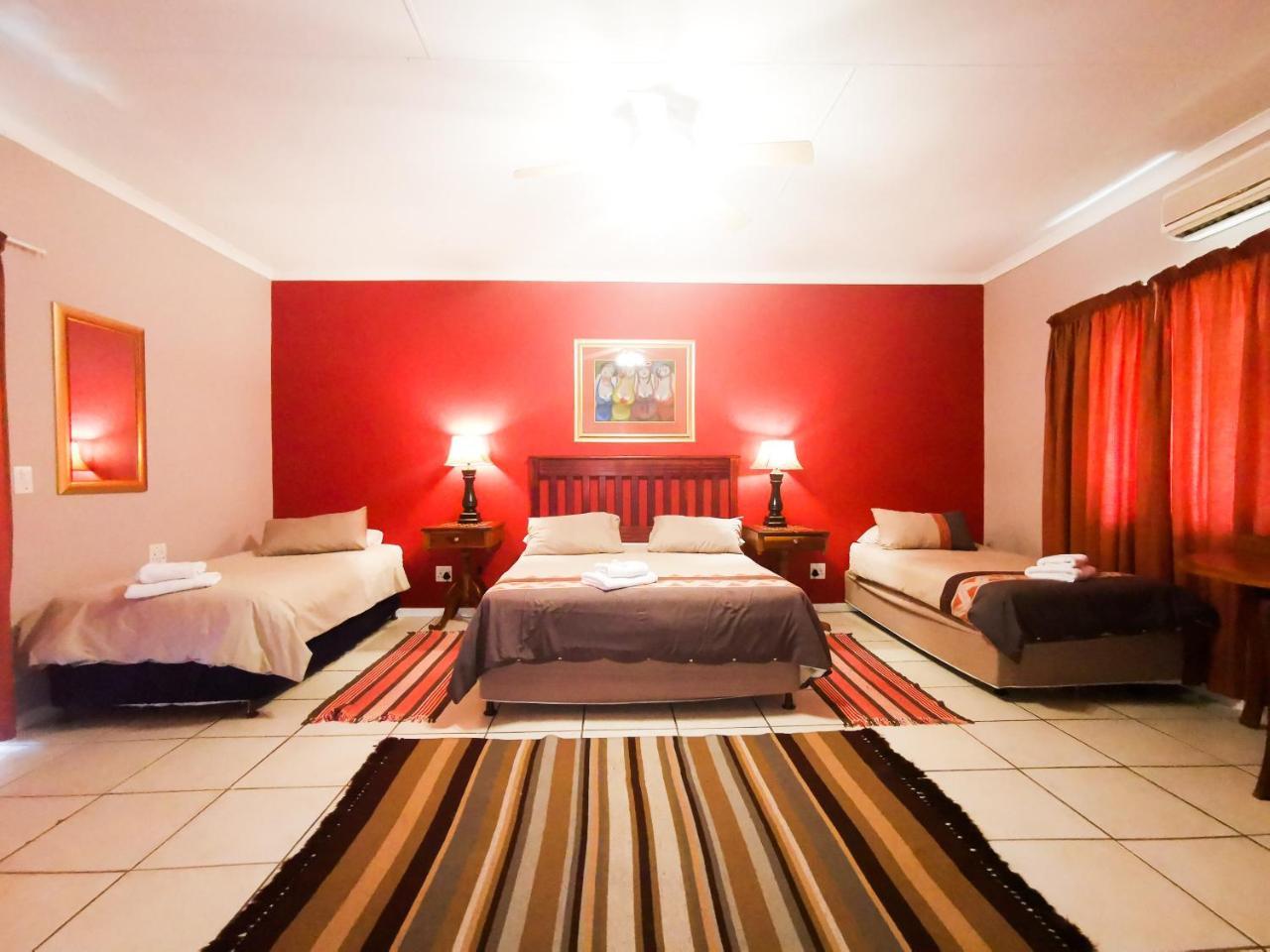 Loerie Guesthouse Hoedspruit Eksteriør billede